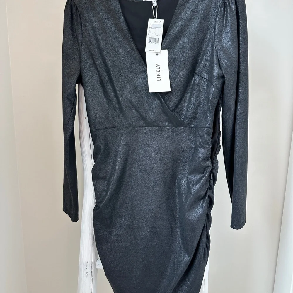 Likely Womens Gwendeolyn Surplice Ruched Mini Dress Black 6